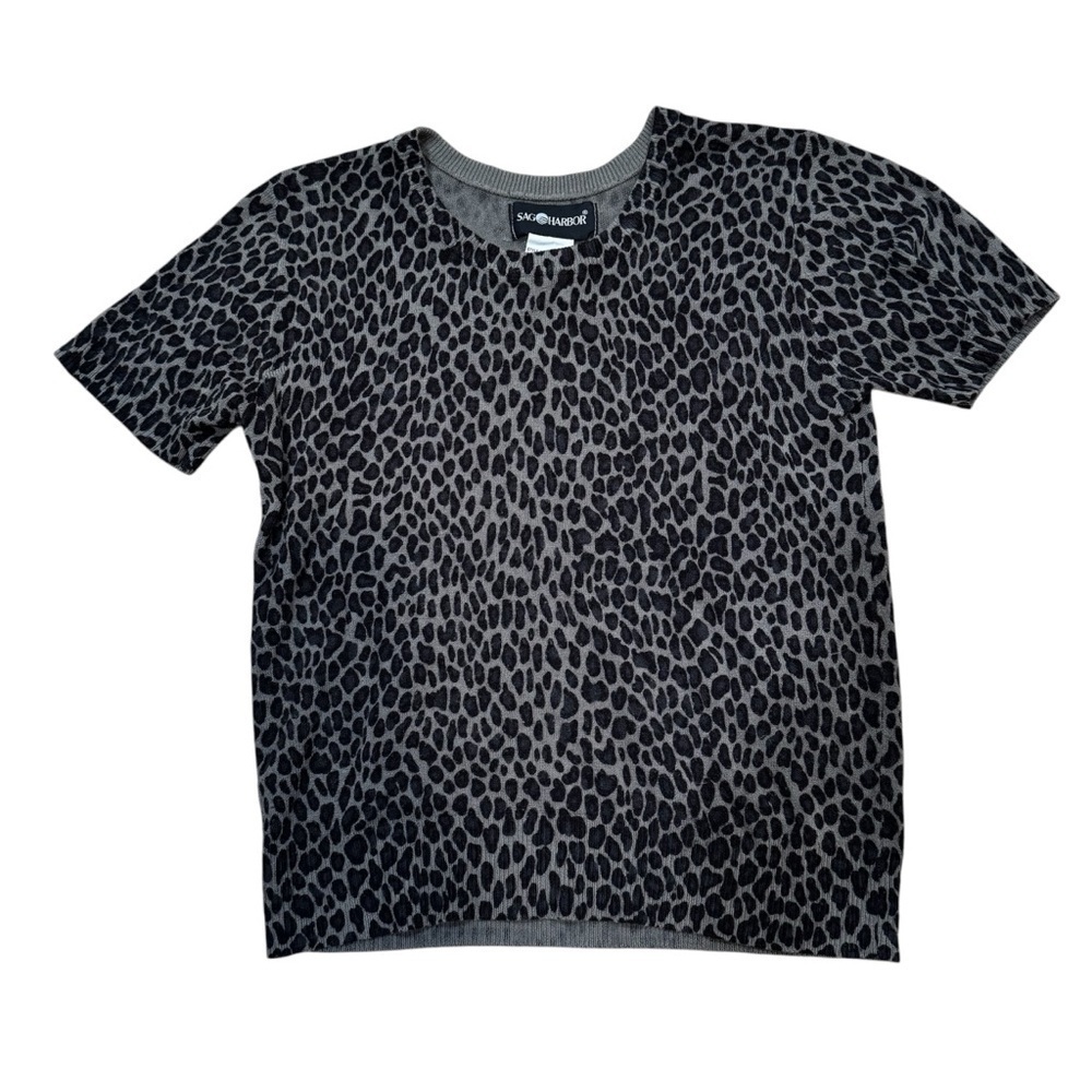 Sag Harbor leopard print brown tan short sleeved sweater blouse, scoop neck, S